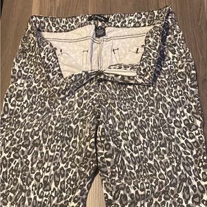 Brand new way too big for me!